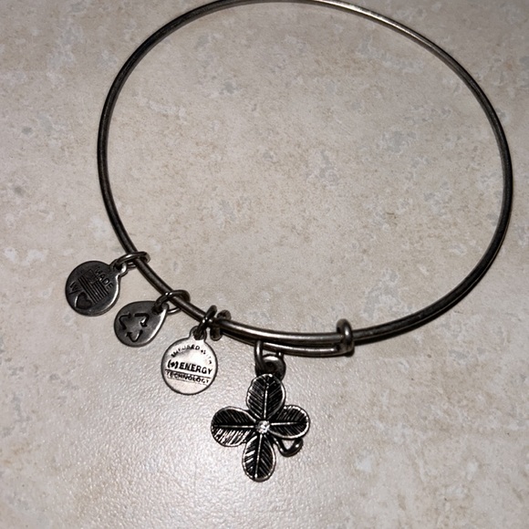 Alex and Ani adjusting bangle bracelet shamrock charm - Picture 3 of 5